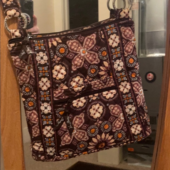 Vera Bradley Handbags - Vera Bradley crossbody